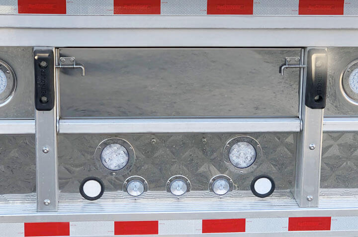 Rear Dunnage Box in Backend Center Panel (Optional)