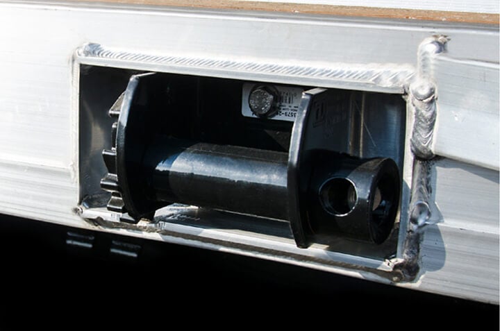 Winch – Side Winch Recessed (Optional)